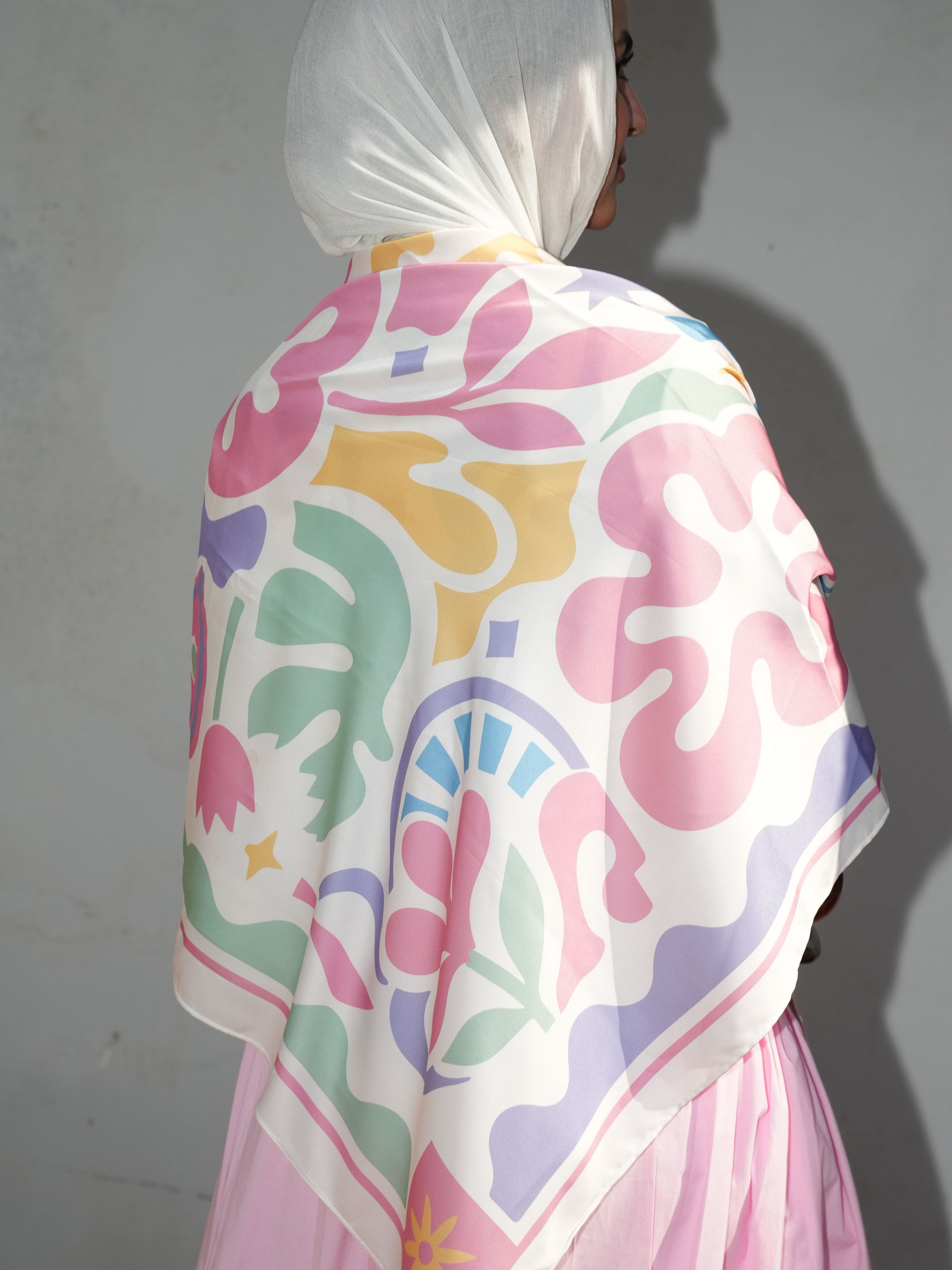 Luna bloom Back Scarf