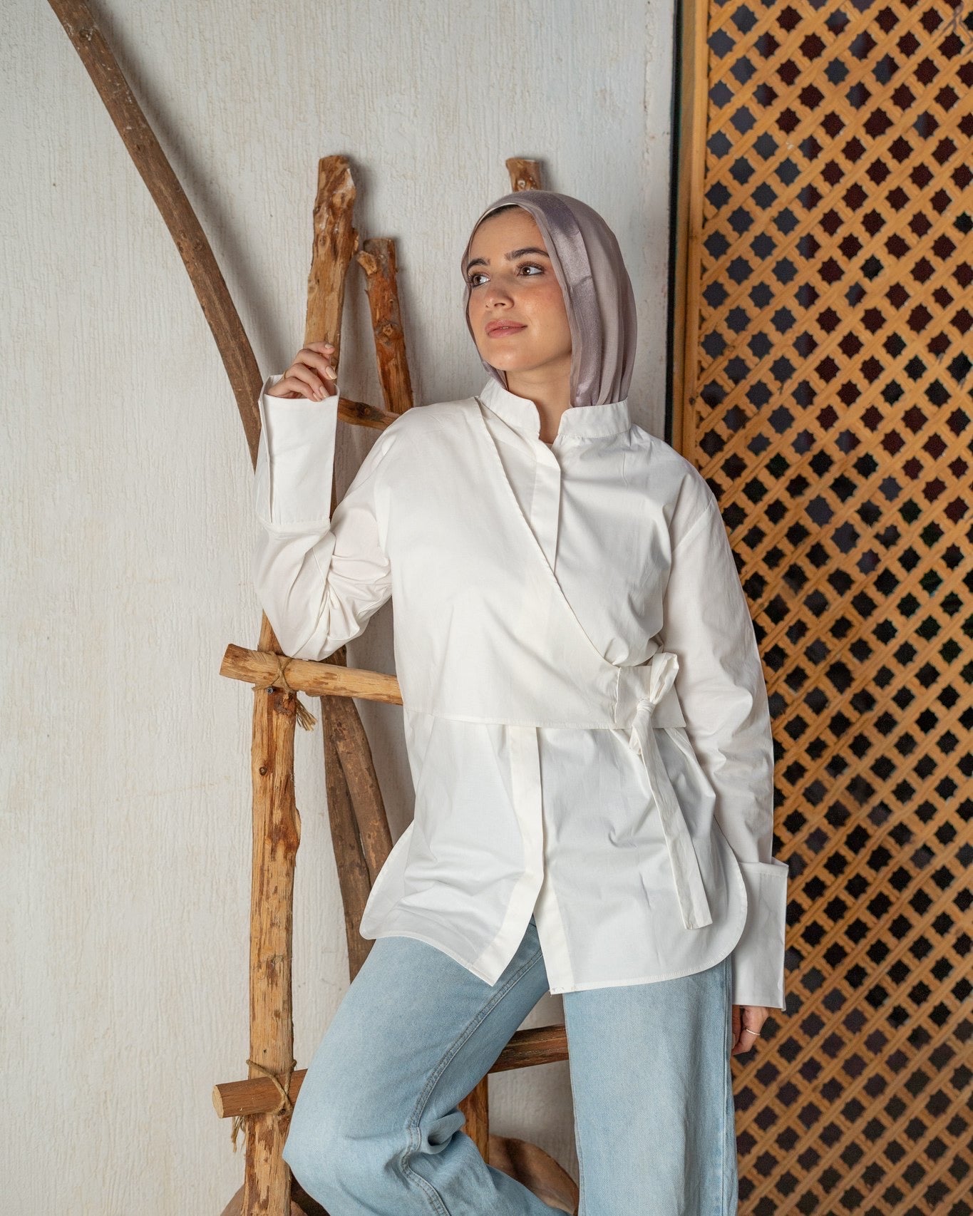 Wrap poplin shirt in off white & mint
